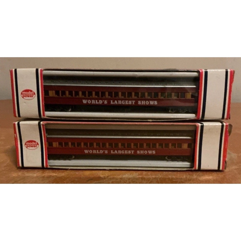 Model Power  N Scale World's Largest Shows Observation Car 8636, Lot Of 2